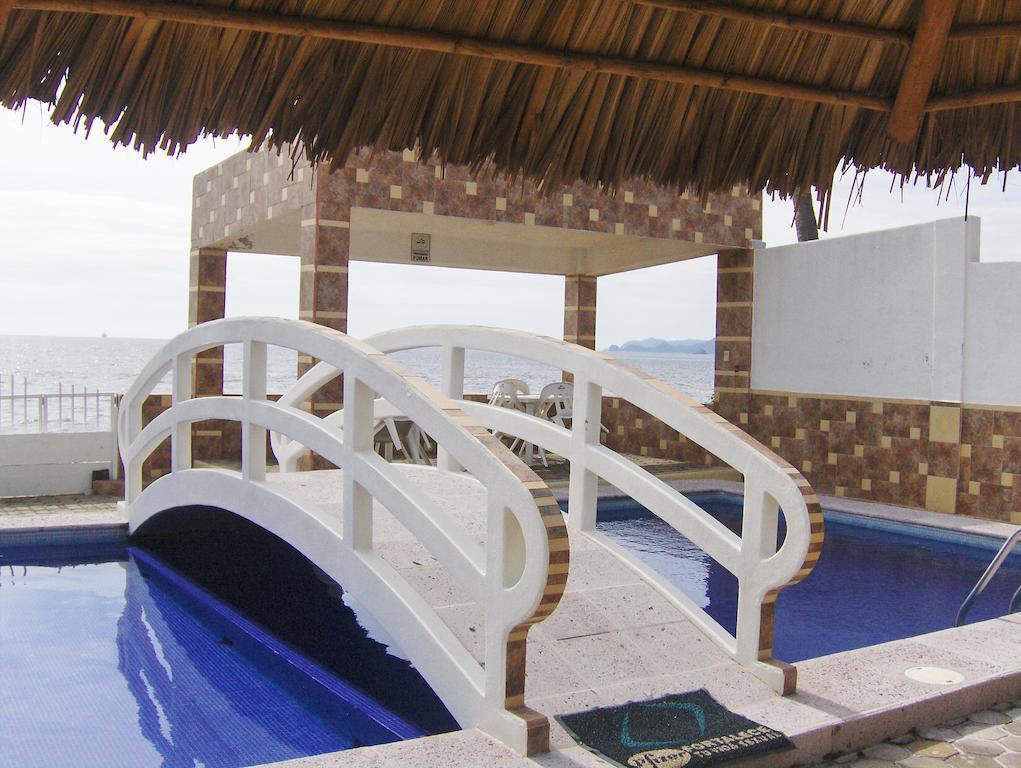 Hotel Albatros Мансанильо Экстерьер фото