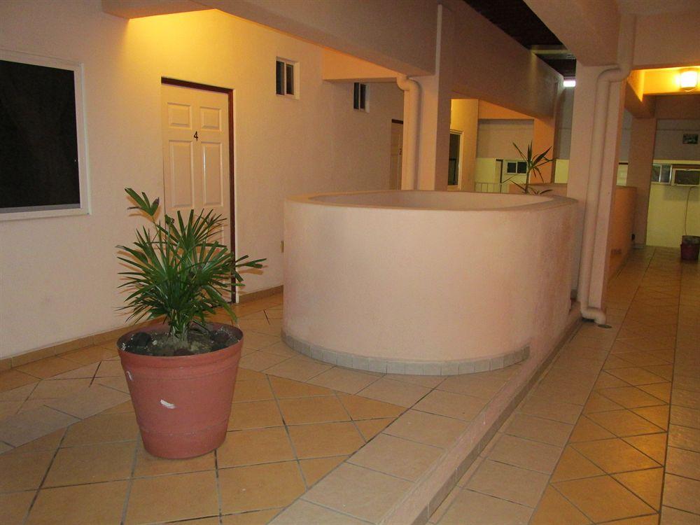 Hotel Albatros Мансанильо Экстерьер фото