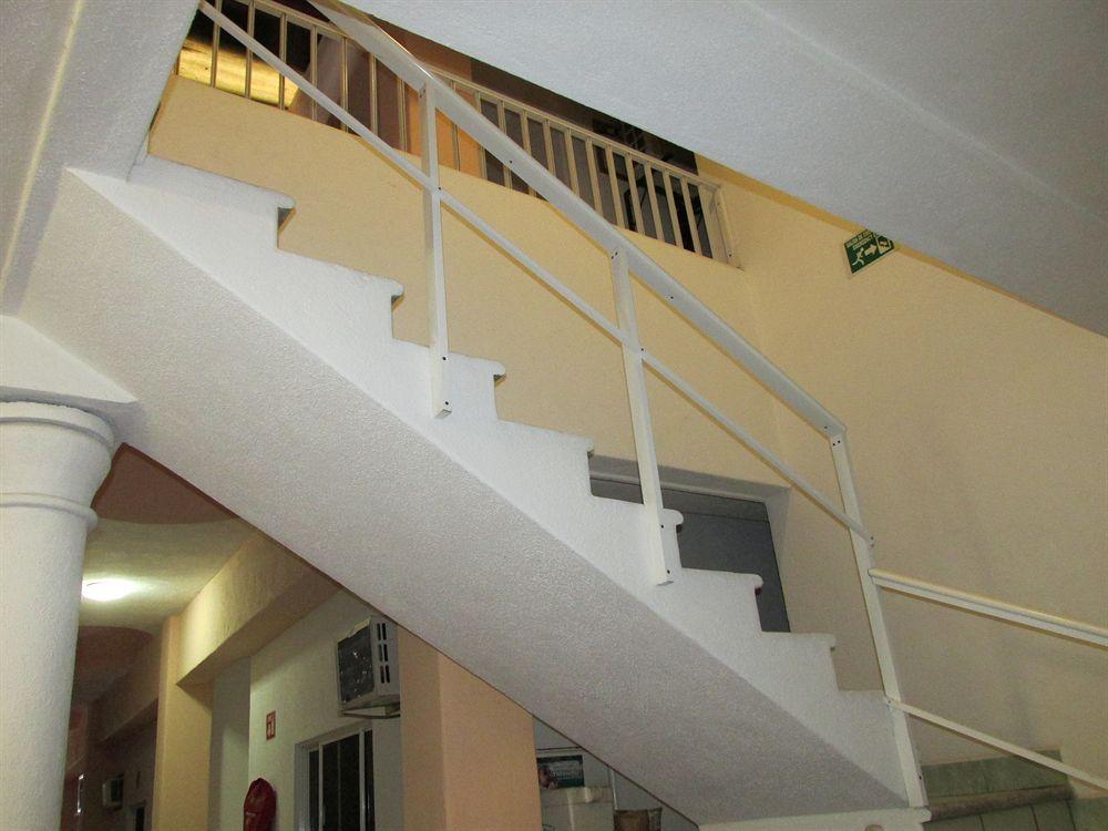 Hotel Albatros Мансанильо Экстерьер фото